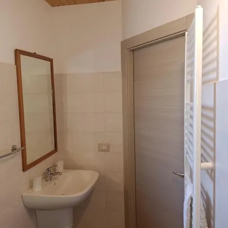 Le Corti Del Casale 住宿加早餐酒店 阿尔贝罗贝洛